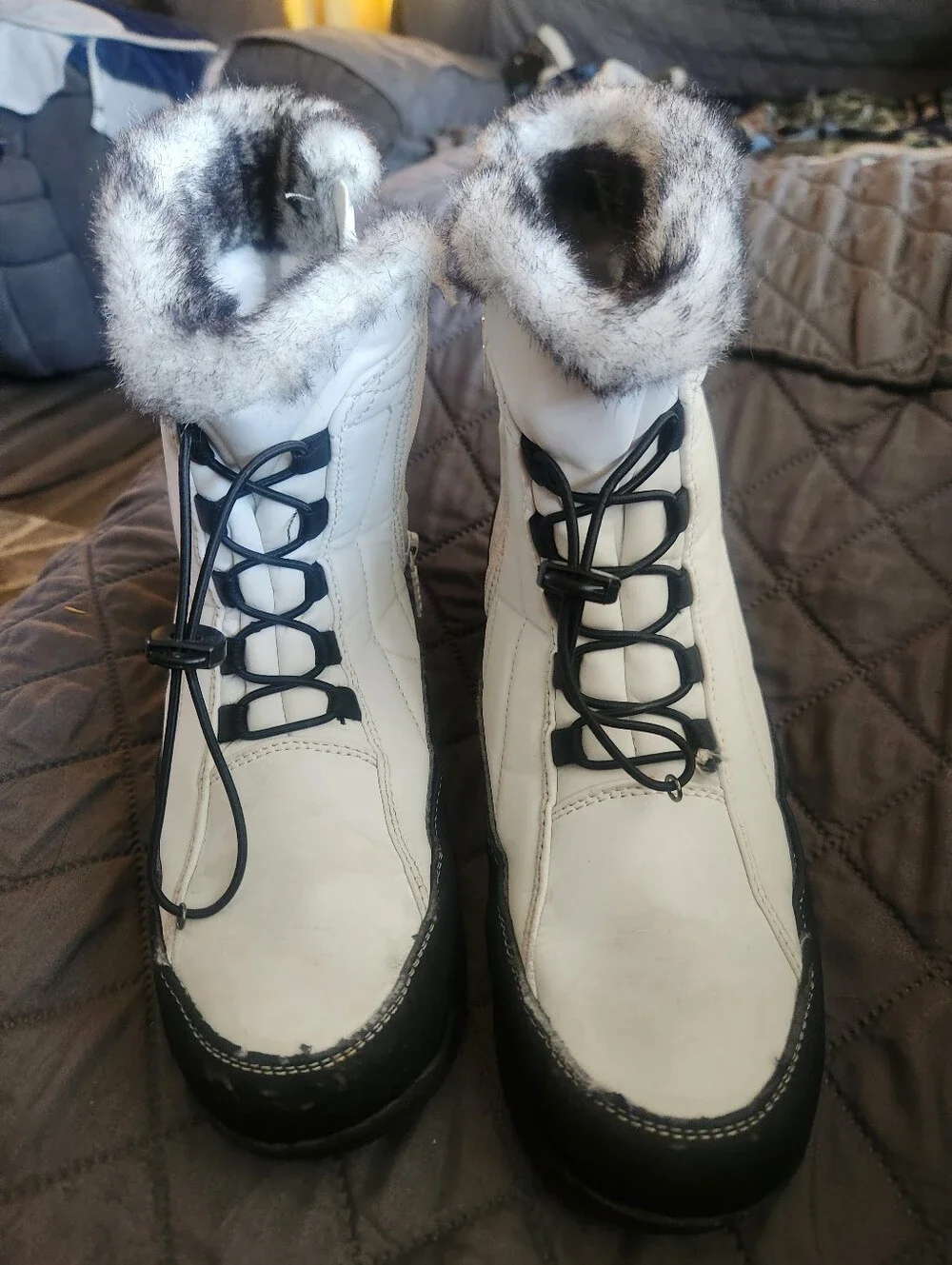 totes white winter
